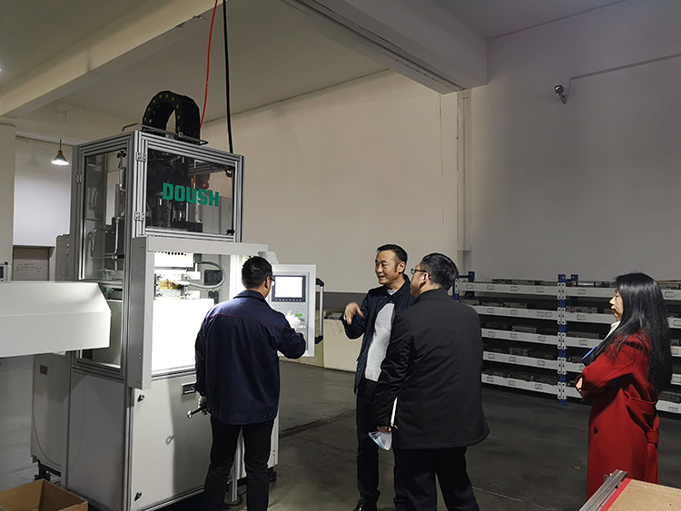 2021开年伊始双创中心领导走访人生就是博橡胶密封圈！